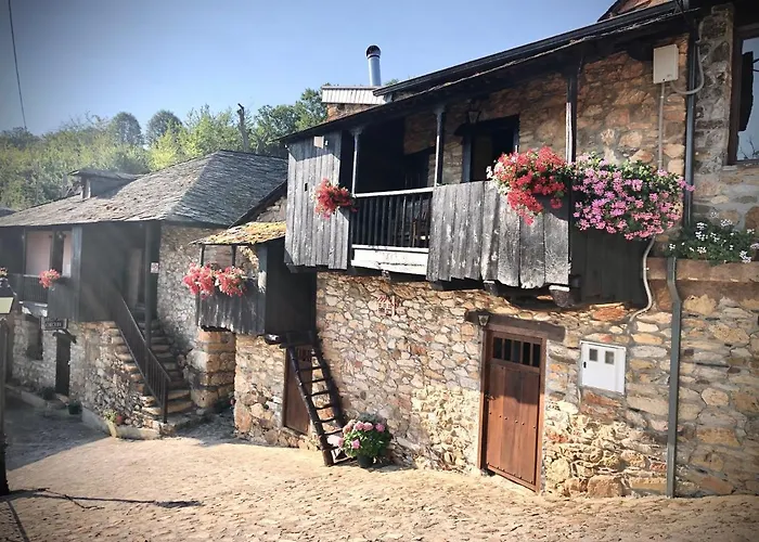 호텔 Rural El Lagar De Medulas Orellán