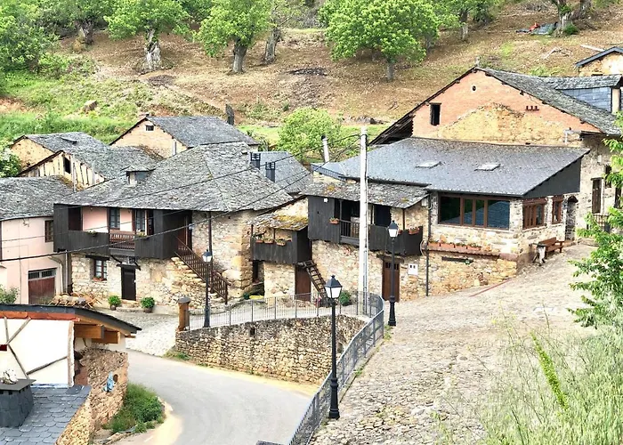 호텔 Rural El Lagar De Medulas Orellán