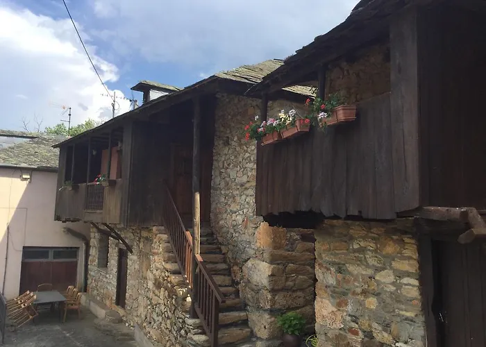 Rural El Lagar De Medulas 호텔 *